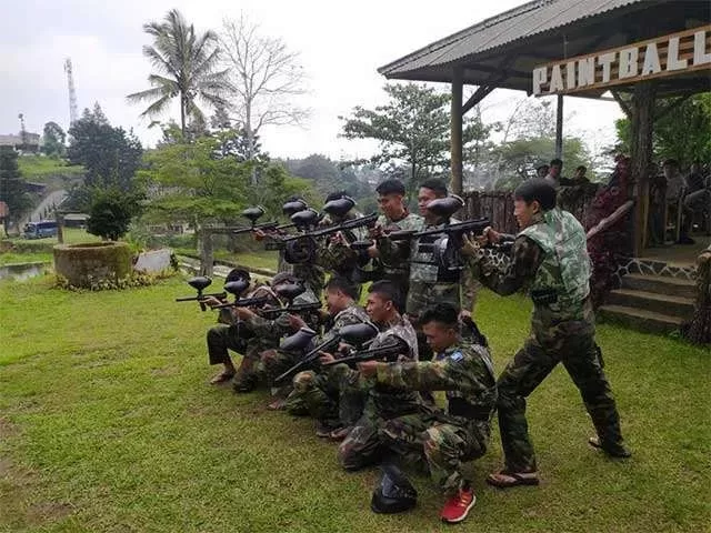Suasana arena paintball Puncak Bogor 4