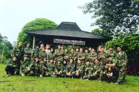 Verza Management adalah penyedia Tempat Paintball Puncak Bogor Terbaik dan Terbesar ditahun 2024 dengan fasilitas yang sanagt lengkap