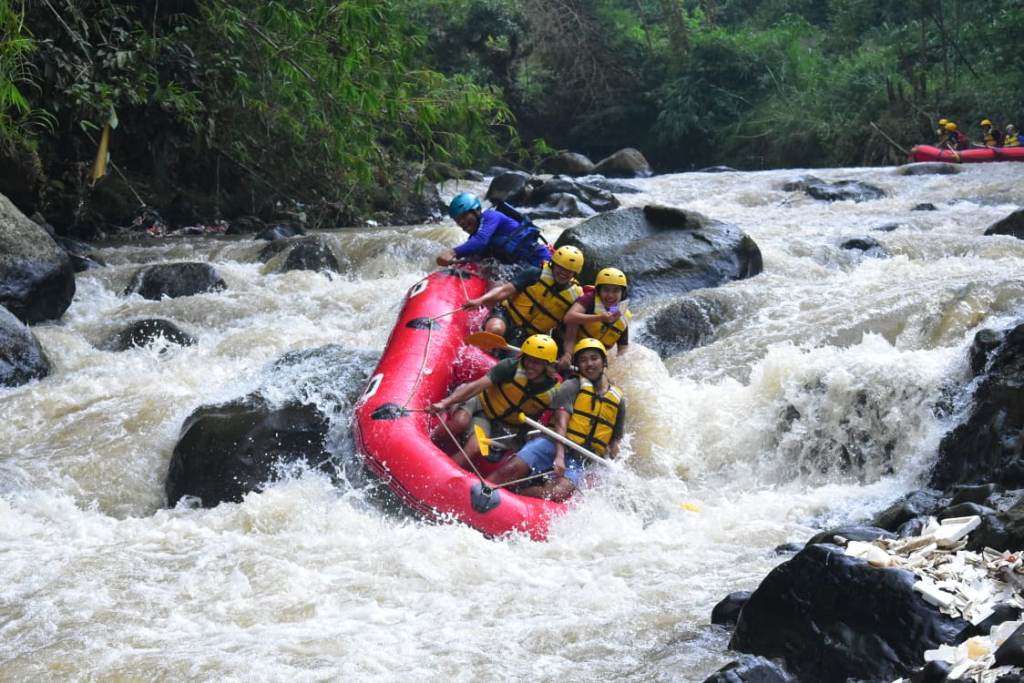 Paket Rafting (Arung Jeram) Puncak Bogor